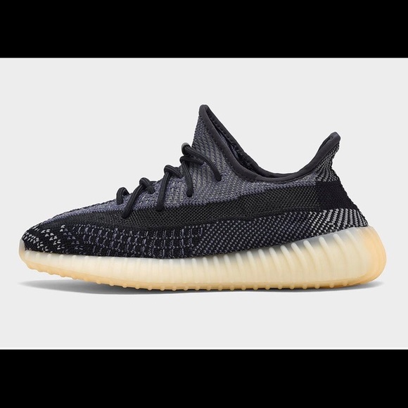Yeezy 350 v2 “Carbon” - Picture 2 of 3